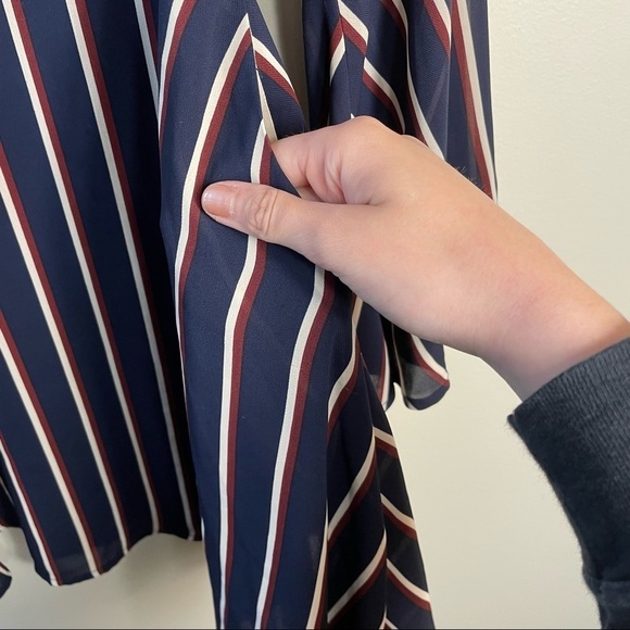 Sadie Robertson wild blue red and white midi dress w/ flare sleeves extra small - Picture 4 of 5